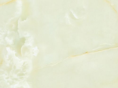 具有很高的硬度和强度