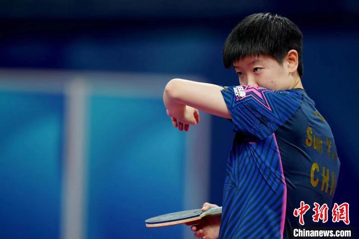 从矿泉水到保温杯：小魔王孙颖莎在成都世乒赛