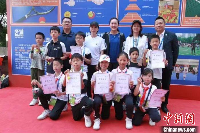 小网球工程球员见面会在京举行：携手五进路径