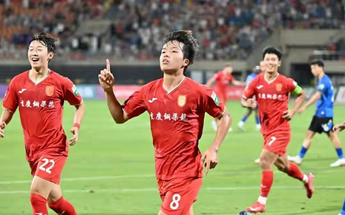 国足中前场创造力受挫 归化球员伤退引担忧