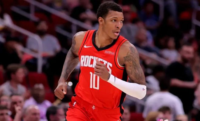 火箭主场惨败湖人 申京汤普森空砍两双难救主