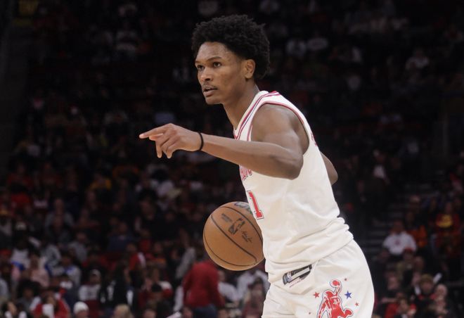 火箭主场惨败湖人 申京汤普森空砍两双难救主