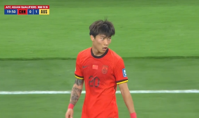 国足迎战喀麦隆邵佳一变阵541冲击9年魔咒