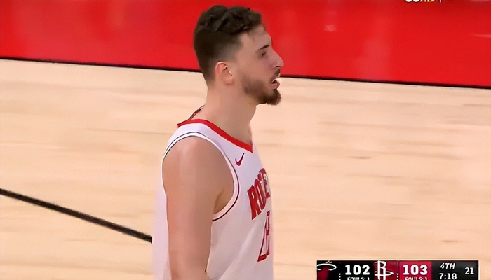 火箭险胜热火阿门绝杀杜兰特里程碑达成