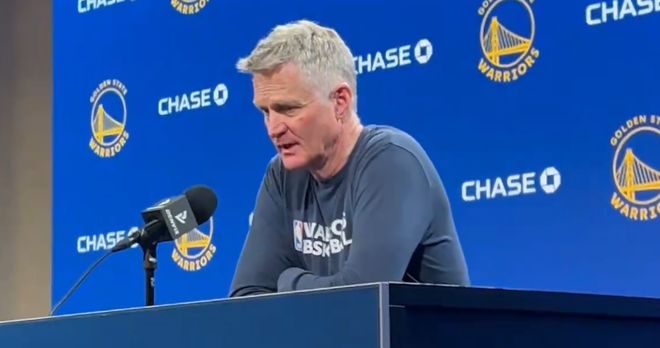 库里右膝伤势反复困扰27场复出在即