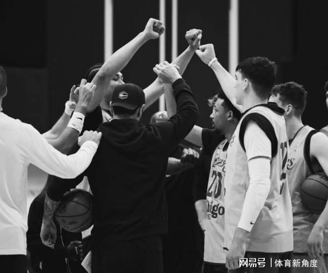 湖人秘密特训备战火箭系列赛 詹姆斯稳坐领袖宝